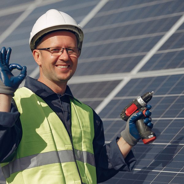 Qual é o painel solar fotovoltaico adequado para o autoconsumo?